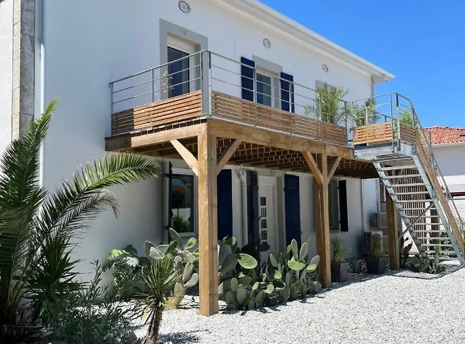 Escapade Ocean Апартаменты